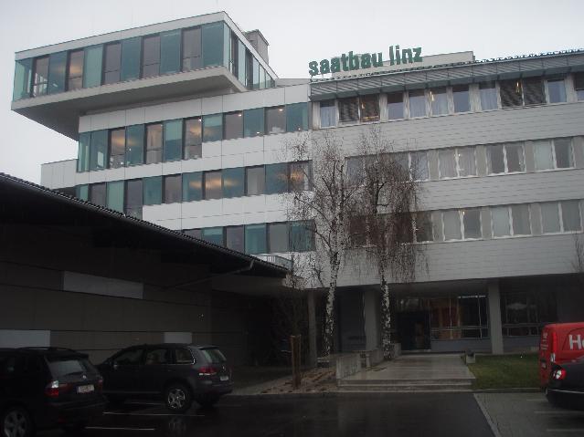 Fa. Saatbau: Neuendeckung und Erneuerung der Fassade von Demmelmayr Fa. Saatbau: Neuendeckung und Erneuerung der Fassade von Demmelmayr